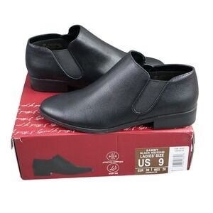 Kensie Boots Womens Size 9 Black Chelsea Ankle Slip On Sammy Point Toe Low Heel